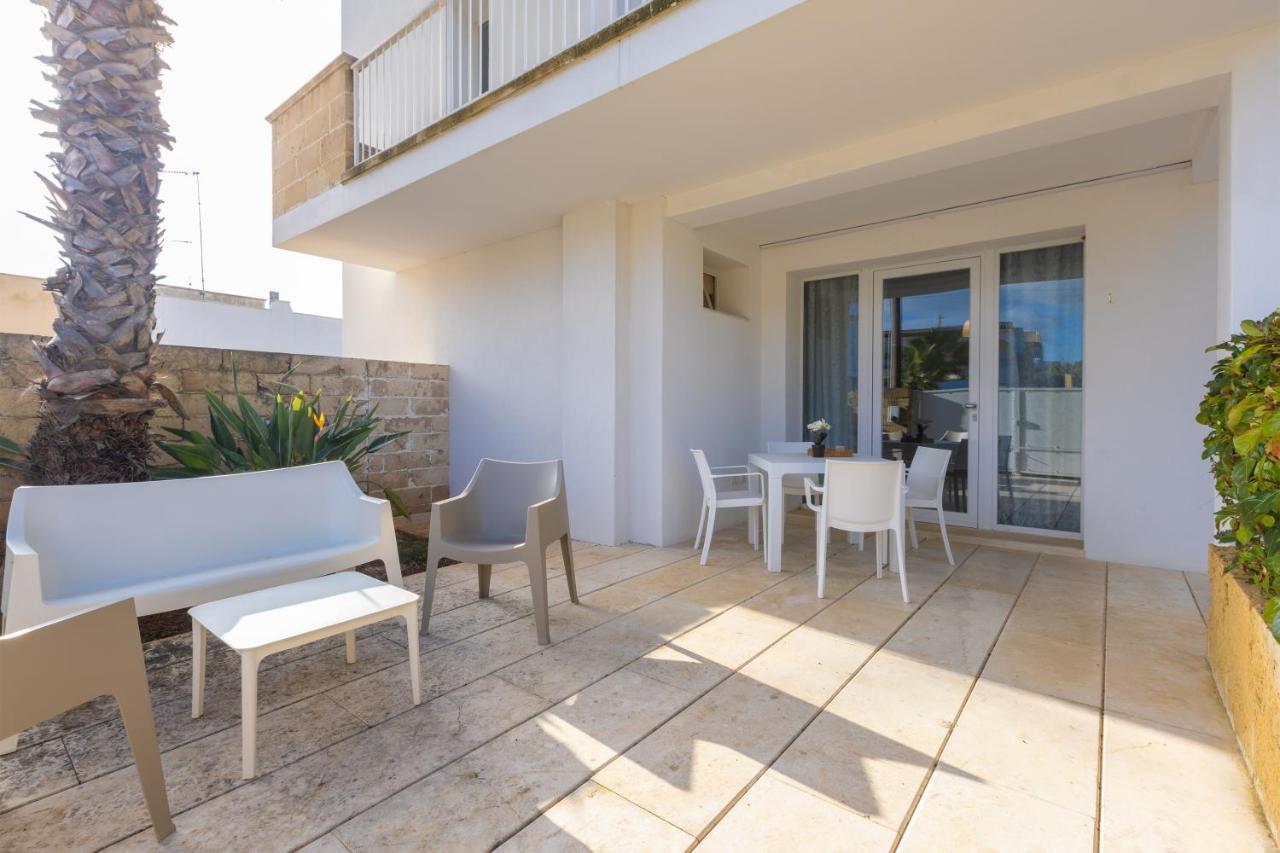 Aparthotel Residence Ludovica - Piscina Panoramica Vista Mare Santa Maria al Bagno Ngoại thất bức ảnh
