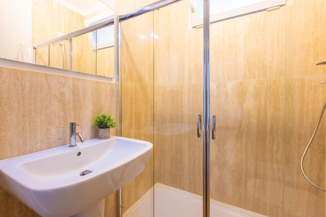Aparthotel Residence Ludovica - Piscina Panoramica Vista Mare Santa Maria al Bagno Ngoại thất bức ảnh
