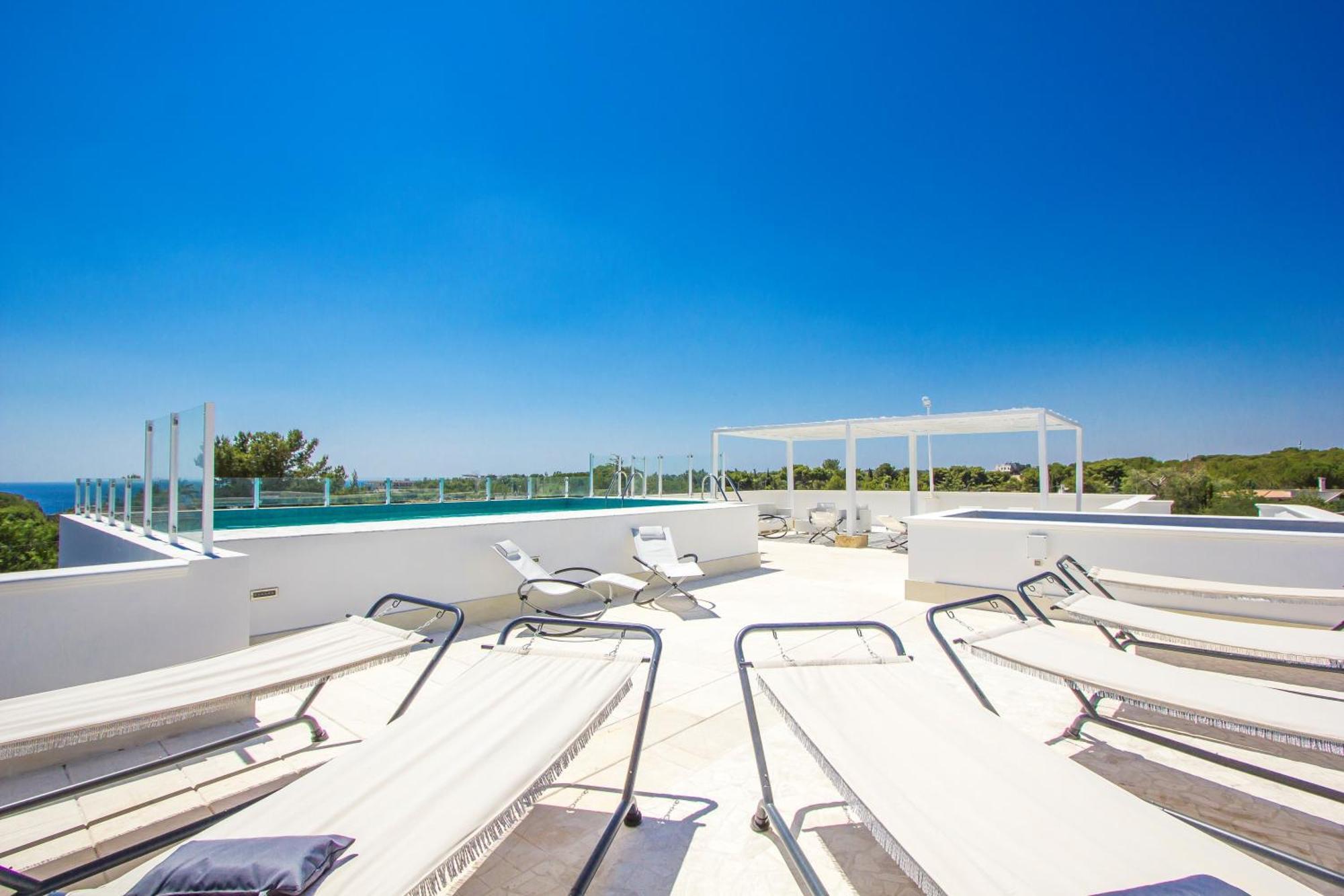 Aparthotel Residence Ludovica - Piscina Panoramica Vista Mare Santa Maria al Bagno Ngoại thất bức ảnh