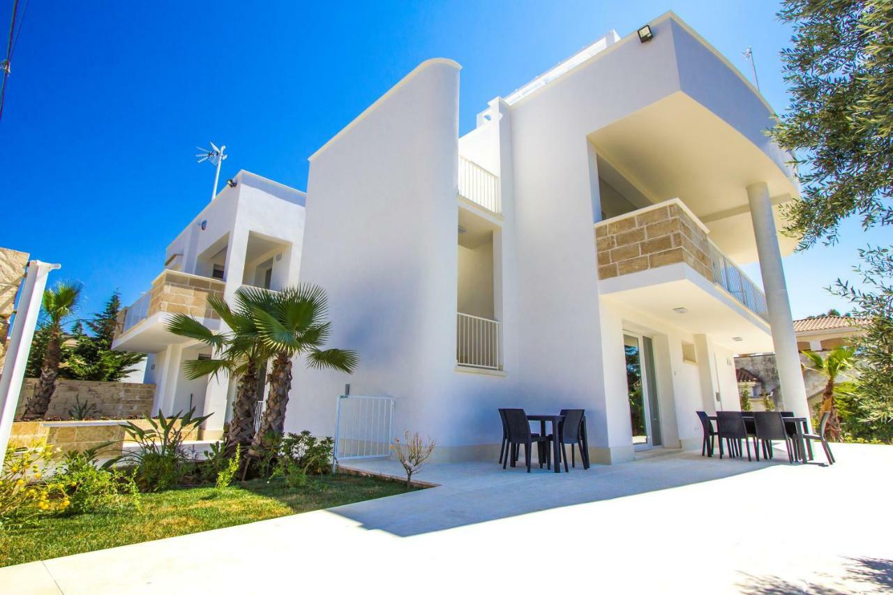 Aparthotel Residence Ludovica - Piscina Panoramica Vista Mare Santa Maria al Bagno Ngoại thất bức ảnh